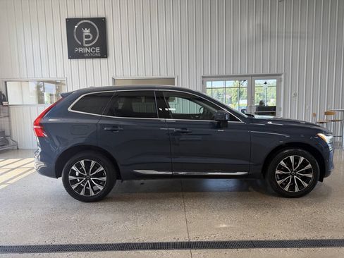 Used 2023 Volvo XC60 B5 Plus FWD image 6