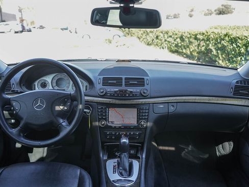 Used 2005 Mercedes-Benz E 500 4MATIC Wagon image 17