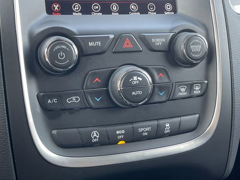 Used 2020 Dodge Durango SXT w/ 3rd Row Seating Group image 23