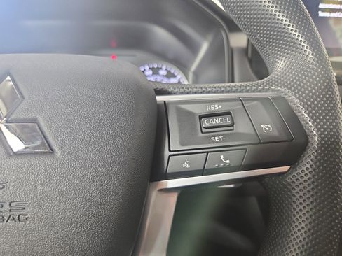 New 2026 Mitsubishi Outlander ES image 16