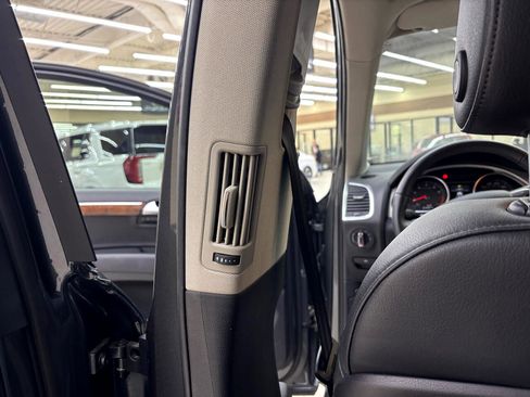 Used 2014 Audi Q7 3.0T Premium Plus image 24