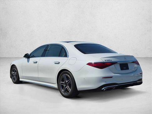 Used 2024 Mercedes-Benz S 580e 4MATIC Sedan image 7
