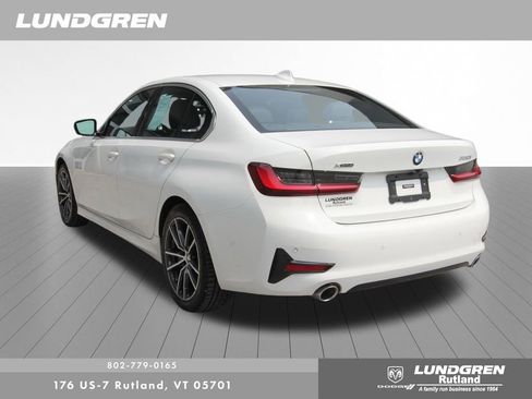 Used 2022 BMW 330i xDrive 330i xDrive w/ Premium Package image 34