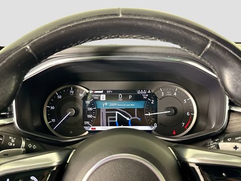 Certified 2022 Jaguar F-PACE S AWD/4WD image 10