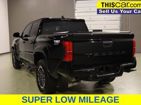 Used 2025 Toyota Tacoma TRD Sport RWD image 4