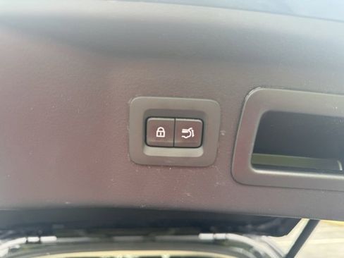 Used 2024 MAZDA CX-90 3.3 Turbo w/ Premium Package image 10