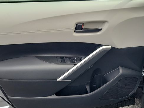 New 2026 Toyota Corolla Cross L image 16