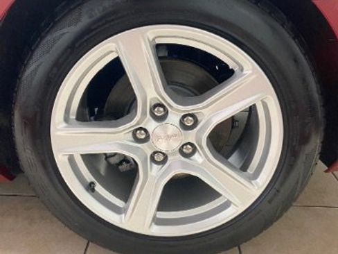 Used 2018 Chevrolet Camaro LT w/ Technology Package image 30