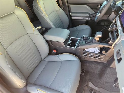 New 2025 Toyota Tacoma 4x4 Double Cab Hybrid image 10