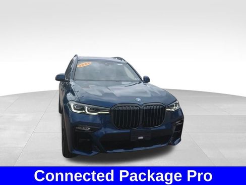 Used 2022 BMW X7 xDrive40i w/ M Sport Package AWD/4WD image 4