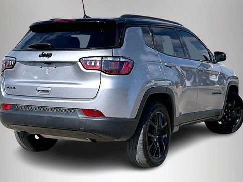 Used 2023 Jeep Compass Altitude image 5