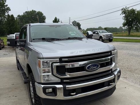 Used 2021 Ford F250 XLT w/ XLT Premium Package AWD/4WD image 7