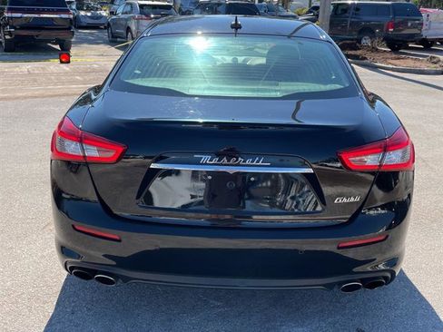 Used 2019 Maserati Ghibli image 8