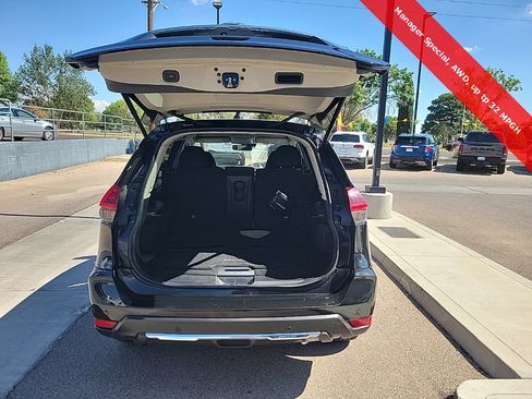 Used 2019 Nissan Rogue SV image 13