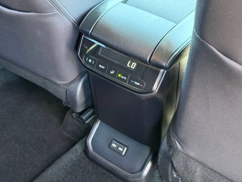 Certified 2025 Toyota Highlander LE AWD/4WD image 21