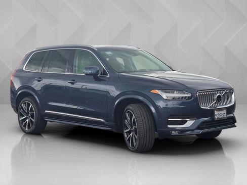 Certified 2023 Volvo XC90 B6 Plus w/ Protection Package Premier AWD/4WD image 8