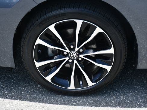 Used 2019 Toyota Corolla SE FWD image 20
