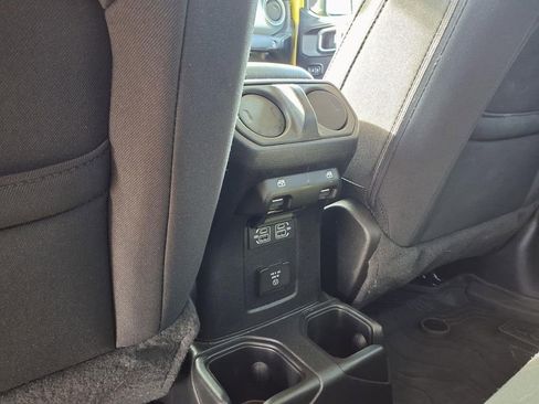 Used 2023 Jeep Gladiator Sport image 24