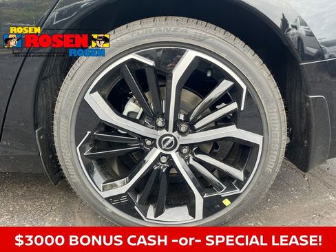 New 2025 Nissan Altima 2.5 SR w/ SR Premium Package image 10