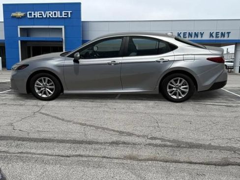 Used 2025 Toyota Camry LE w/ Convenience Package FWD image 28