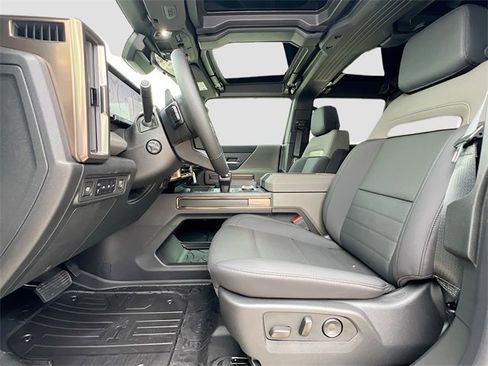 New 2025 GMC Hummer EV 2X image 15
