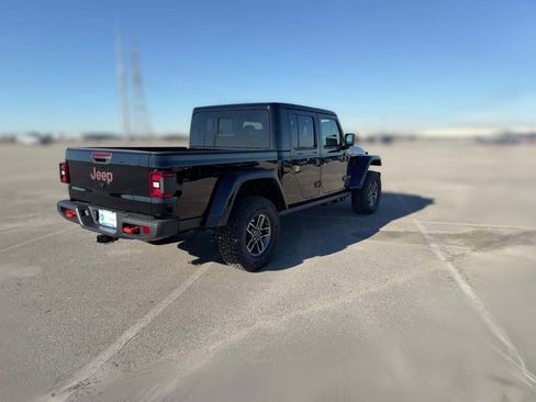 New 2026 Jeep Gladiator Mojave image 12