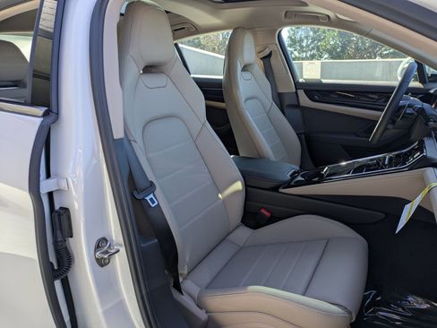 New 2026 Porsche Panamera image 25