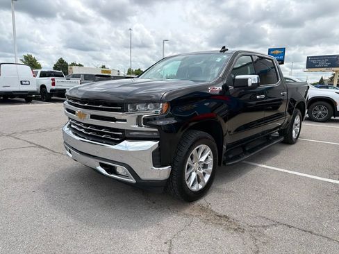 Used 2021 Chevrolet Silverado 1500 LTZ AWD/4WD image 7