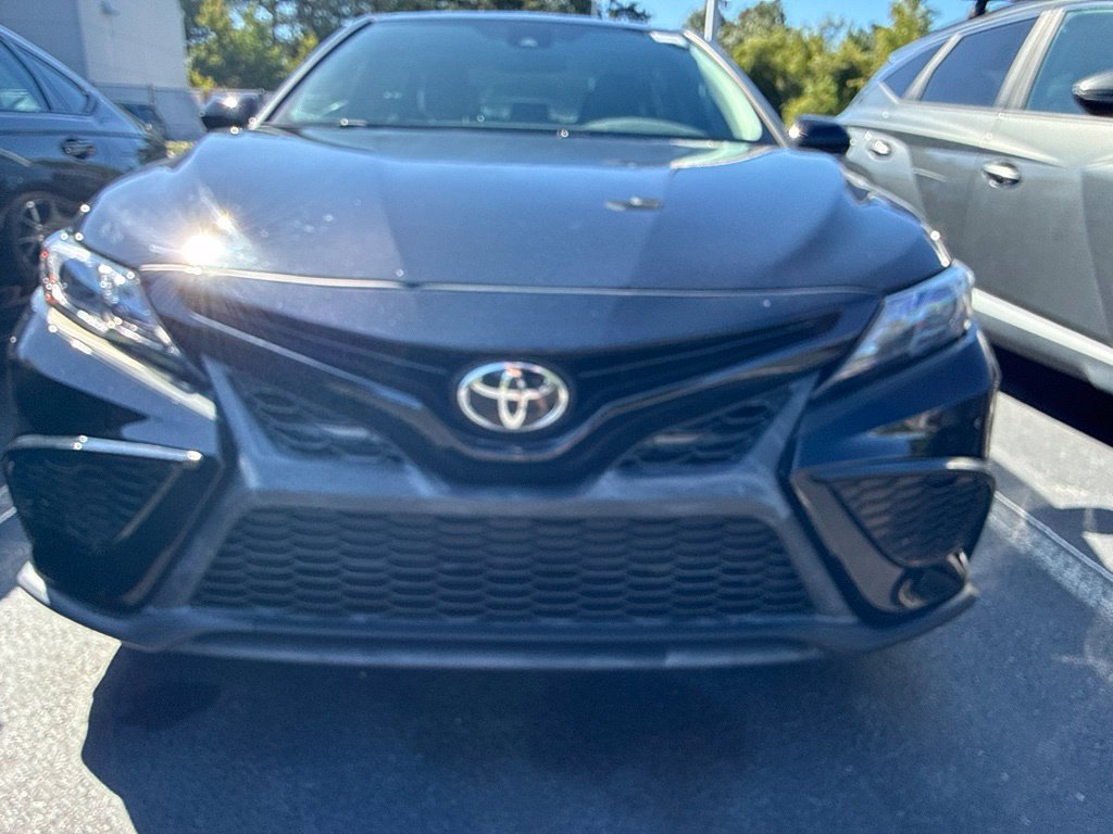 Used 2022 Toyota Camry SE w/ Convenience Package FWD image 8