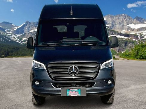 Used 2023 Mercedes-Benz Sprinter 2500 image 3