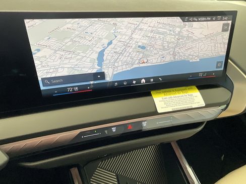 New 2025 BMW X3 xDrive30i w/ Premium Package image 18