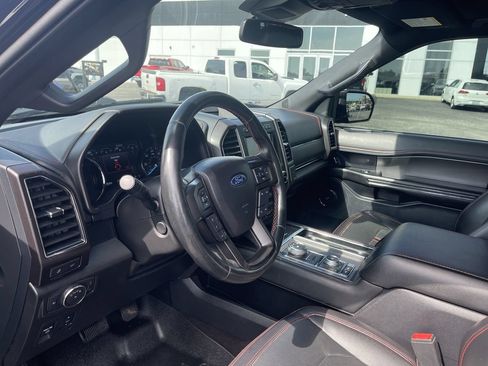 Used 2021 Ford Expedition Limited AWD/4WD image 10
