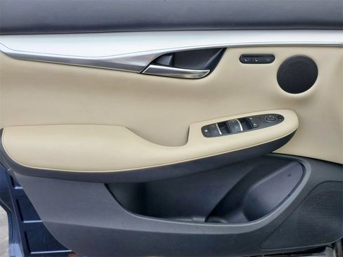 Used 2021 INFINITI QX50 Essential w/ Convenience Package image 6