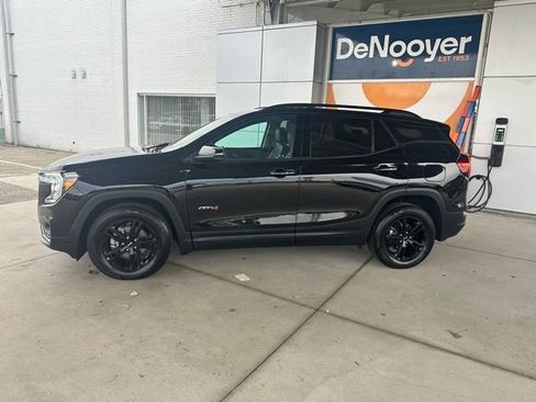 Used 2022 GMC Terrain AT4 w/ Infotainment Package II AWD/4WD image 11
