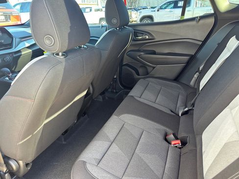 New 2026 Chevrolet Trax RS image 9