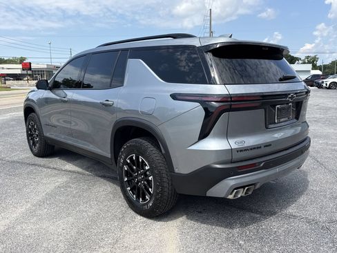 Used 2026 Chevrolet Traverse Z71 w/ Enhanced Driving Package AWD/4WD image 3