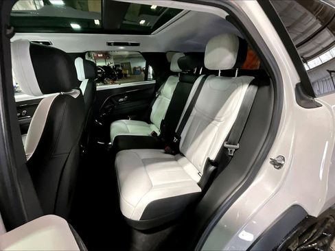 Used 2025 Land Rover Range Rover Sport Dynamic SE image 21