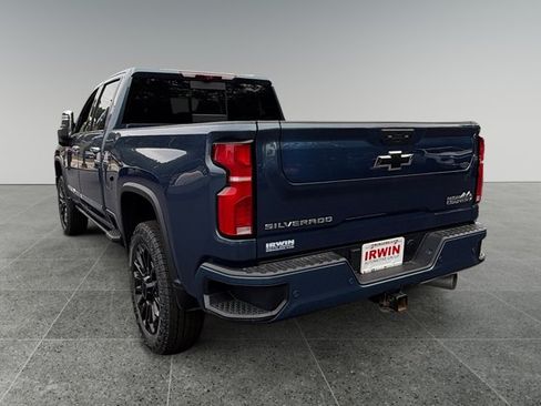 Certified 2025 Chevrolet Silverado 2500 High Country w/ Technology Package AWD/4WD image 3