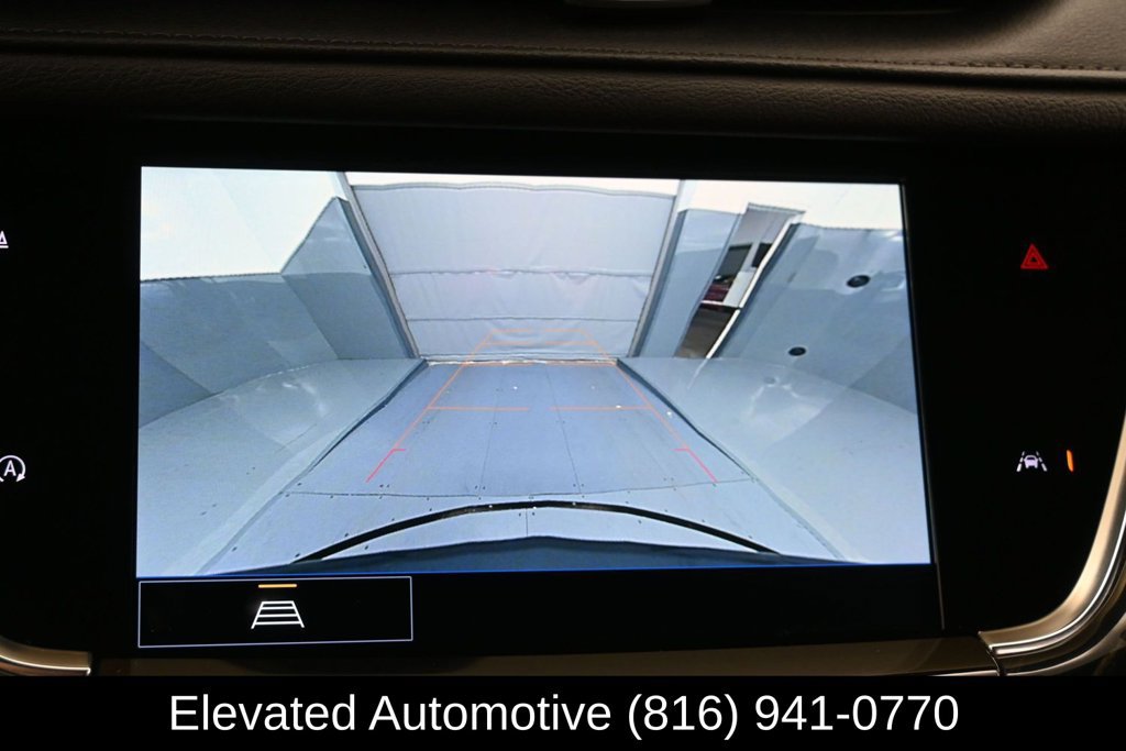 Used 2021 Cadillac XT6 Premium Luxury AWD/4WD image 16
