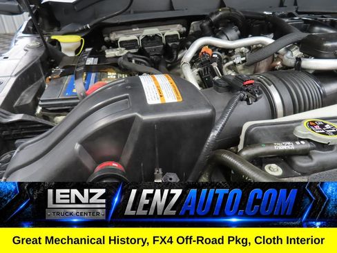 Used 2015 Ford F250 XLT w/ XLT Premium Package AWD/4WD image 17