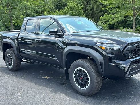 New 2026 Toyota Tacoma TRD Off-Road AWD/4WD image 28