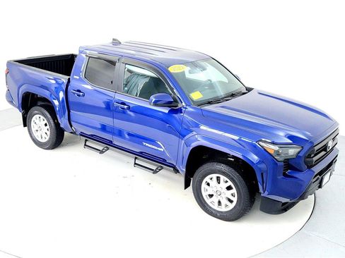 Certified 2024 Toyota Tacoma SR5 image 19