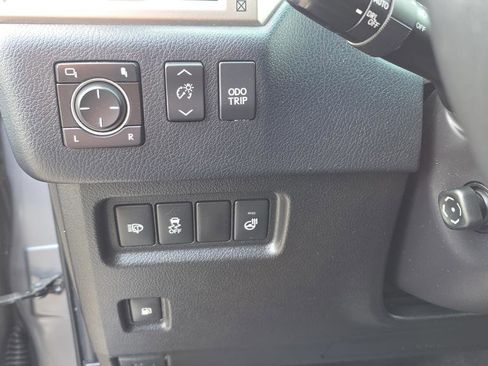 Used 2016 Lexus GX 460 Luxury image 11