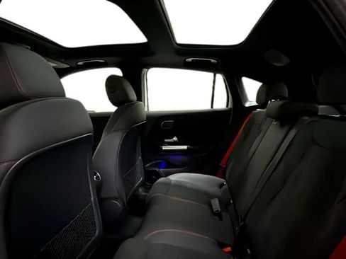 New 2026 Mercedes-Benz GLA 35 AMG 4MATIC image 6