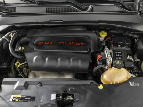 Used 2018 Jeep Compass Latitude w/ Popular Equipment Group image 48