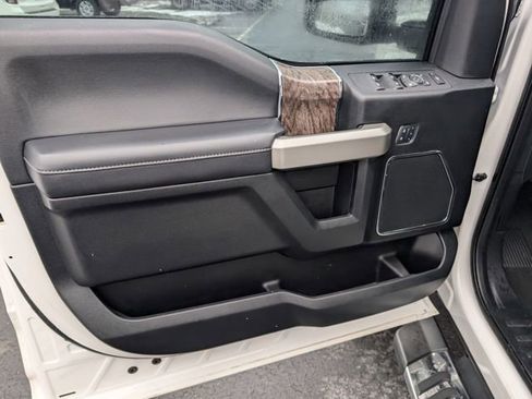 Used 2018 Ford F250 Lariat w/ Lariat Ultimate Package image 15