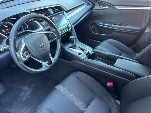 Used 2019 Honda Civic EX image 11