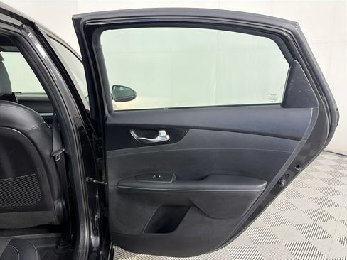 Used 2022 Kia Forte GT-Line w/ GT-Line Premium Package FWD image 26