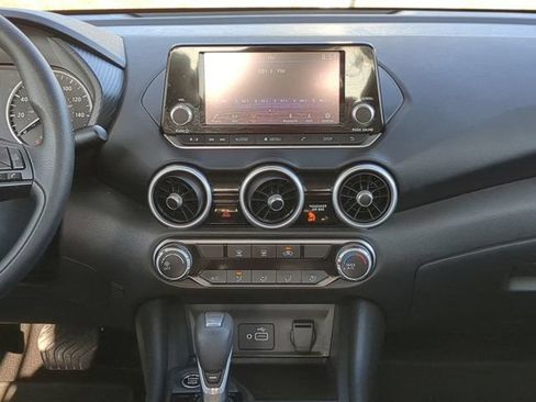 Used 2025 Nissan Sentra S FWD image 16