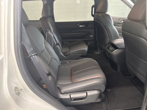 Used 2025 Nissan Armada SL w/ Captain's Chari Seat Package AWD/4WD image 13